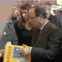 Audace au Salon du livre avec Fran�ois Hollande